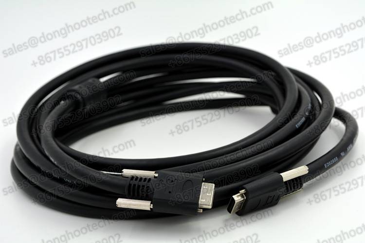 Mini Cameralink Cable Molding Type with Screw Locking and EMI Ferrite Good Performance